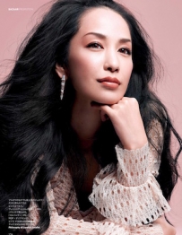 【杂志】《BAZAAR》2016年11月号 中岛美嘉拍摄宝格丽BVLGARI香水ROSE GOLDEA广告