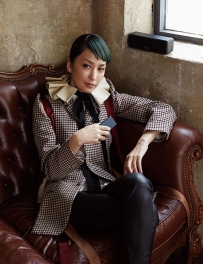 新杂志 |《BARFOUT! 249》2016年6月号 中岛美嘉体验SONY h.ear×WALKMAN