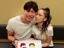 【中岛美嘉Instagram】 与清水一起庆祝球赛胜利及生日 08/27